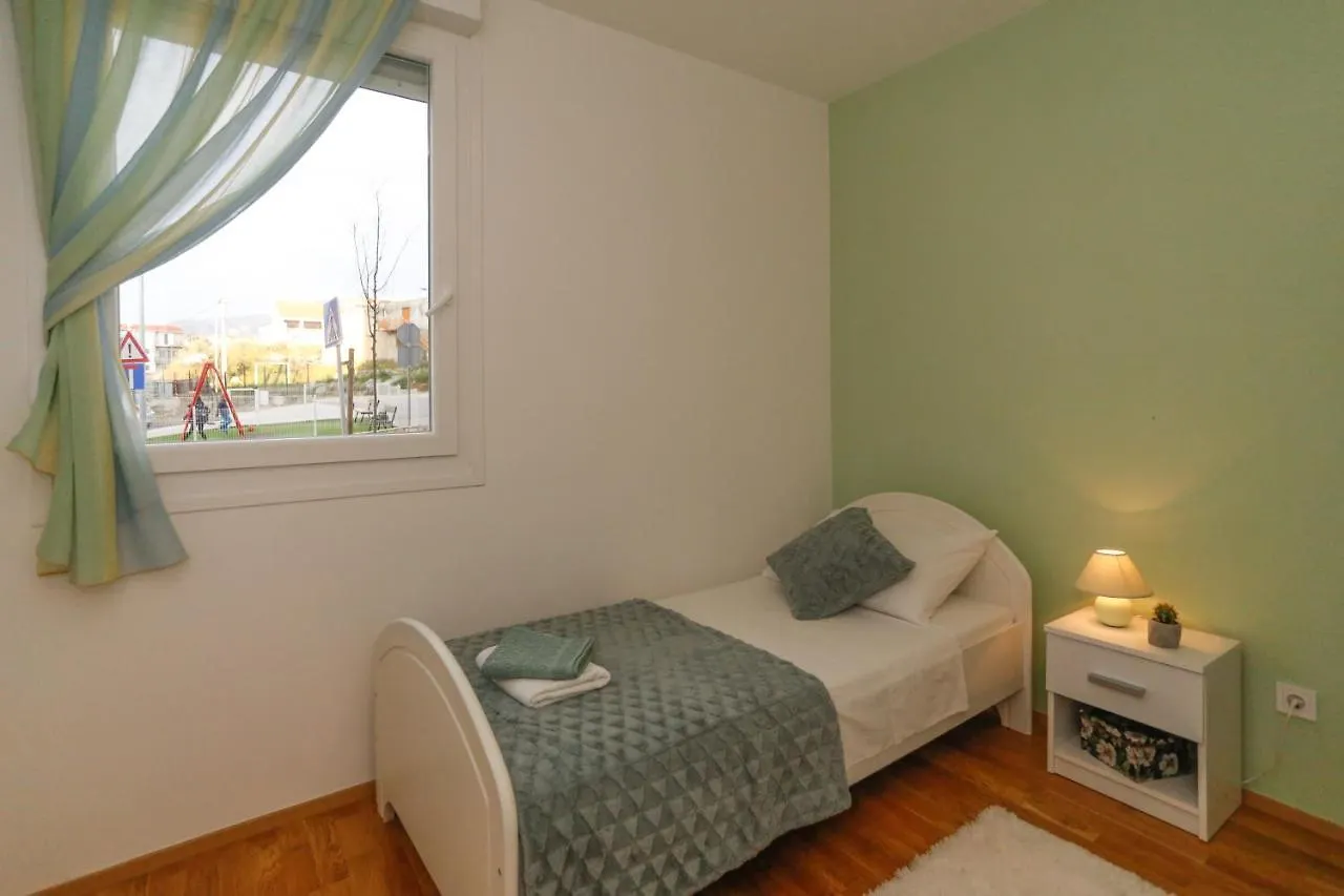 Apartment Miki Split